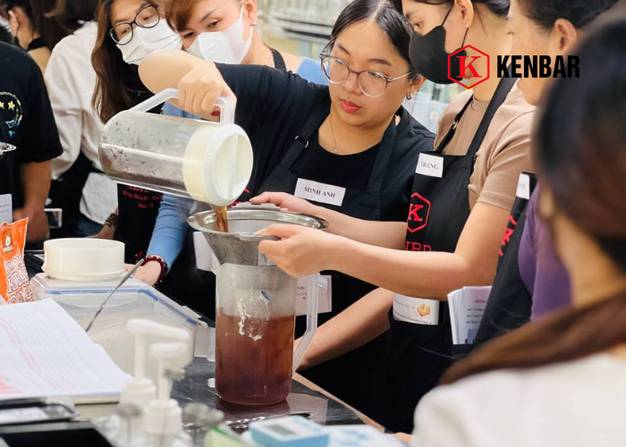 Công thức pha hồng trà sữa nướng kem gạo chuẩn Kenbar – Dành cho quán cafe kinh doanh