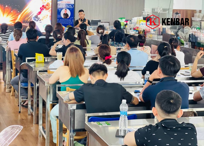 Những Đặc Điểm Nổi Bật Của Khóa Học Pha Chế Ngắn Hạn